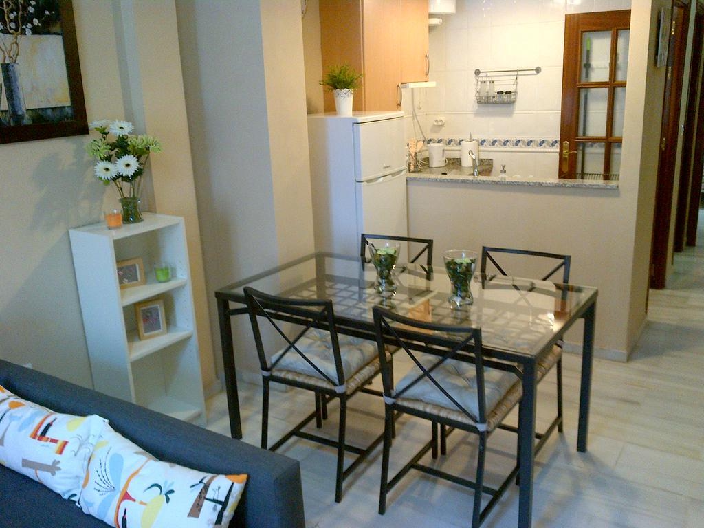Apartament Triana Pureza Sewilla Zewnętrze zdjęcie