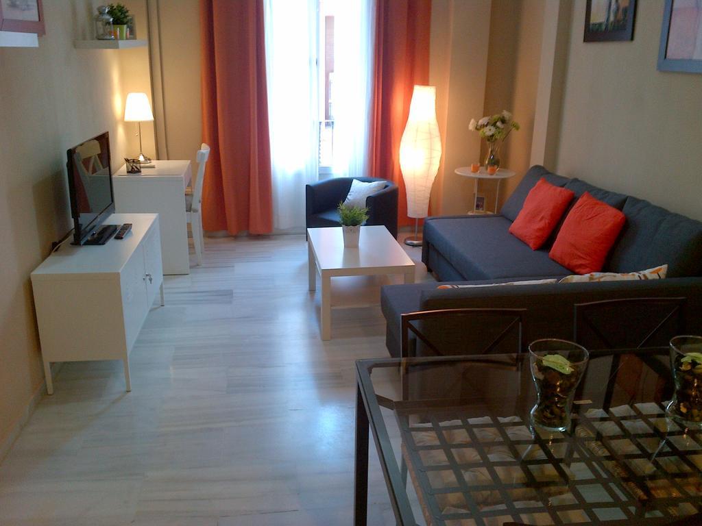 Apartament Triana Pureza Sewilla Zewnętrze zdjęcie